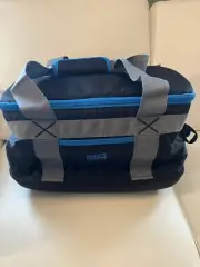 *NEW* Cooler Insulated Blk/Blu 26 QT-36 Can With Bottle Opener, Interior Pockets