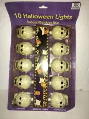 VTG NIB Halloween Light String 10 Skulls Indoor Outdoor Day of the Dead Electric