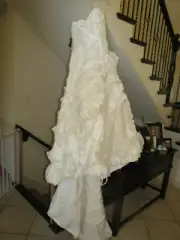 NEW NWT *SOTTERO and MIDGLEY* Wedding Dress Size 10 "Gracie"
