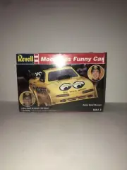 Revell Mooneyes Funny Car #7624 Moon Eyes model kit Sealed