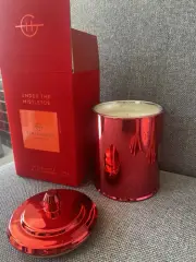 Glasshouse Fragrances Candle - Under The Mistletoe 380g CHRISTMAS