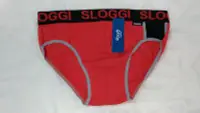 在飛比找Yahoo!奇摩拍賣優惠-Sloggi合身系列三角內褲 M 黑紅