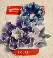 Holiday Home Cookie Cutter 7 piece set, Snowflakes, Blue, lavender and white New