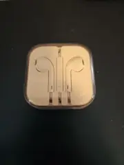 Genuine OEM Apple iPhone Wired 3.5mm Jack Earphones Earbuds Earpods Sealed