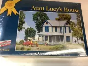 Walther’s Cornerstone #933-3601 HO scale “Aunt Lucy's House” kit
