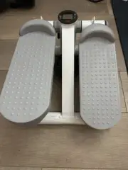 Mini Stair Stepper for Small Spaces. New In Box