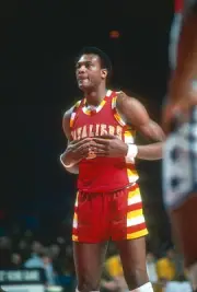 Elmore Smith Cleveland Cavaliers looks on while waiting to shoot a- Old Photo