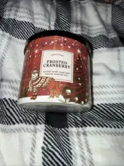NEW Bath & Body Works Frosted Cranberry 3-Wick Scented Candle 14.5 oz