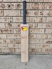 CUSTOM MADE ENGLISH WILLOW CRICKET BAT