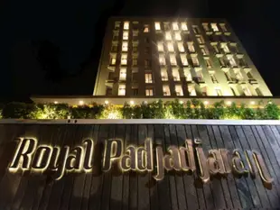 茂物帕亞亞藍皇家飯店Hotel Royal Padjajaran Bogor