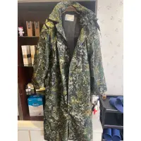 在飛比找蝦皮購物優惠-陸軍 國軍公發數位迷彩大衣式雨衣（M)