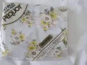 New NIP Vintage Pequot "Springtime" no iron luxury muslin twin flat sheet.