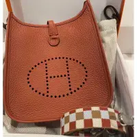 在飛比找蝦皮購物優惠-全新 愛馬仕 HERMES mini Evelyne 16 