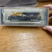 Bachmann 63598 HO Alaska Powered Diesel Locomotive #3015/Box