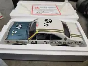 1:18 AUTOart Biante 1969 Bathurst 1000 Winner HDT 44D HT Monaro GTS Bond/Roberts