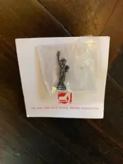 Vintage Statue of Liberty Tie Tack Lapel Pin Collar Pin Detailed Metal New NIP