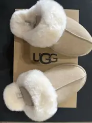 UGG WOMENS SCUFFETTE II SLIPPER SIZE US 6 SUEDE/WOOL ~ SAND