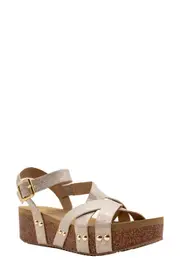 Volatile Sand Castle Water Resistant Sandal in Champagne at Nordstrom, Size 9