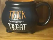 Hyde & EEK! Boutique Halloween Stoneware Trick Or Treat 15 Oz. Cauldron Mug NEW
