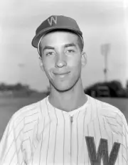 Shortstop Jose Valdivielso Of The Washington Nationals 1954 Baseball OLD PHOTO