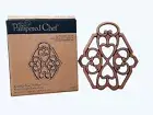 New Pampered Chef Round-up From The Heart 2011 Cast Metal Trivet 2946 Copper Top