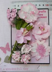 LIGHT PINK & WHITE - 14 Flowers + Leaves - 6 Styles = PAPER Flowers 15-55mm VB5
