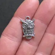 8 Owl Charms Antique Silver Tone - SC351