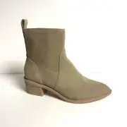 Dolce Vita Women’s Bryson Bootie Taupe Suede Size 7W