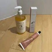 New Crabtree And Evelyn Hand Care Bundle