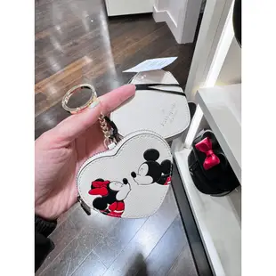 咩兒美國代購🌈Kate Spade x Disney 米妮 愛心零錢包掛飾