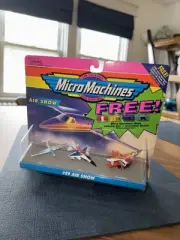 RARE Vintage Micro Machines Galoob #29 Air Show 1994 w/ Minis SEALED