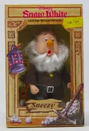 Rare Vintage BIKIN SNEEZY DOLL 6.5" WALT DISNEY SNOW WHITE AND THE SEVEN DWARFS