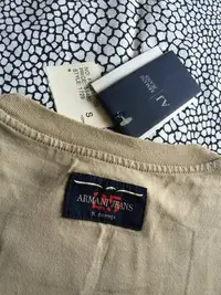 在飛比找Yahoo!奇摩拍賣優惠-全新 AJ Armani Jeans Logo T-shir