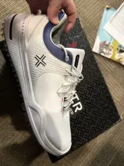 Payntr Golf Shoes 11-Wide New In box