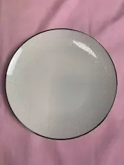 Noritake Ivory China 7541 Lorelei Luncheon Salad Plates Set Of 5