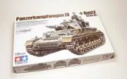 TAMIYA Military Model 1/35 German Panzerkampfwagen IV Ausf.F Sd.Kfz.161 35374