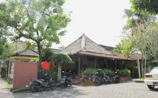 巴厘島艾裏烏布拉雅安東酒店Airy Ubud Raya Andong Bali