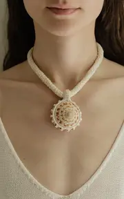 [RENATA.Q] Archi Necklace