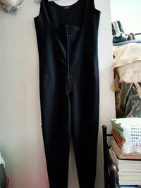 在飛比找Yahoo!奇摩拍賣優惠-大尺寸黑標瑪麗蓮塑身Marilyn黑色連身塑身衣腳踝長褲款（