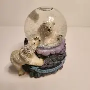 Sea World 6.5" 3D POLAR BEAR Plate & Base w/Snow Globe EXTINCTION IS FOREVER NEW
