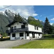 Bear Valley Guesthouse