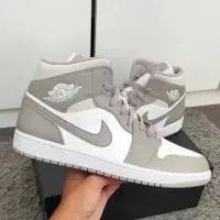 在飛比找蝦皮購物優惠-耐吉 現貨優質 Nike Air Jordan 1 高幫運動