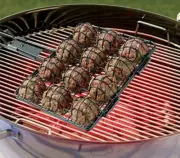 New Avon Meatball BBQ Grilling Basket / Griller, Cooks 12 Meat Balls,