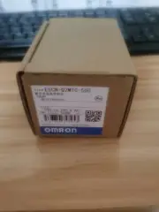 New in box OMRON Controller E5CN-Q2MTC-500 100-240V FREE SHIPPING