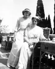Alexandra Feodorovna (Alix of Hesse) & family 8X10 Photo House of Romanov #53