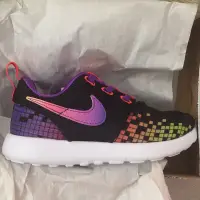 在飛比找蝦皮購物優惠-Nike roshe one td 小童 小朋友 童鞋 紫。