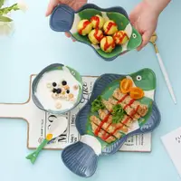 在飛比找ETMall東森購物網優惠-日式陶瓷餐具套裝手繪創意鯊魚盤子兒童飯碗勺家用碗碟禮品餐盤子