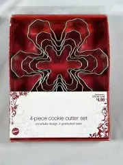 Christmas Cookie Cutters 4-Piece Metal Winter SNOWFLAKE Nesting Sealed Set NIB