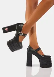 [Lamoda] Love Demon Platform Heels