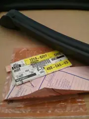 NOS 82-92 CHEVROLET CAMARO FIREBIRD 10198207 ROOFRAIL WEATHERSTRIP Hardtop